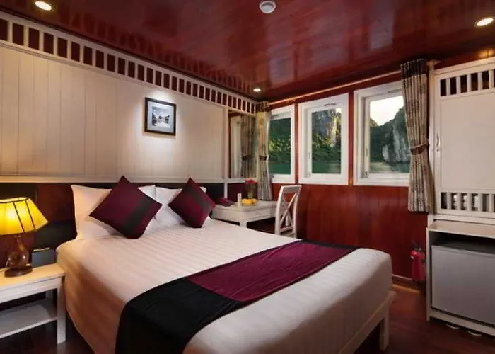 Paloma Cruise 4*