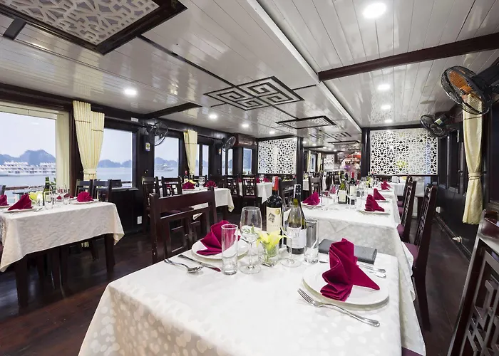 Paloma Cruise Ha Long